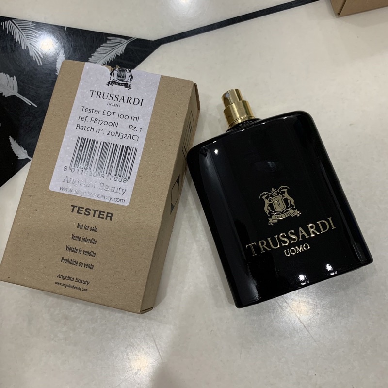 Nước hoa nam tester Trussardi uomo 100ml (sx ko nắp, hộp như hình)
