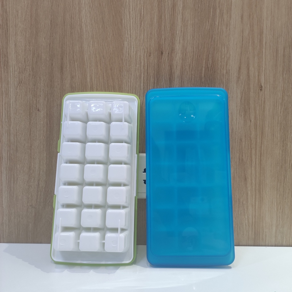 KHAY LÀM ĐÁ CÓ NẮP ĐẬY 21V THÁI LAN 5103