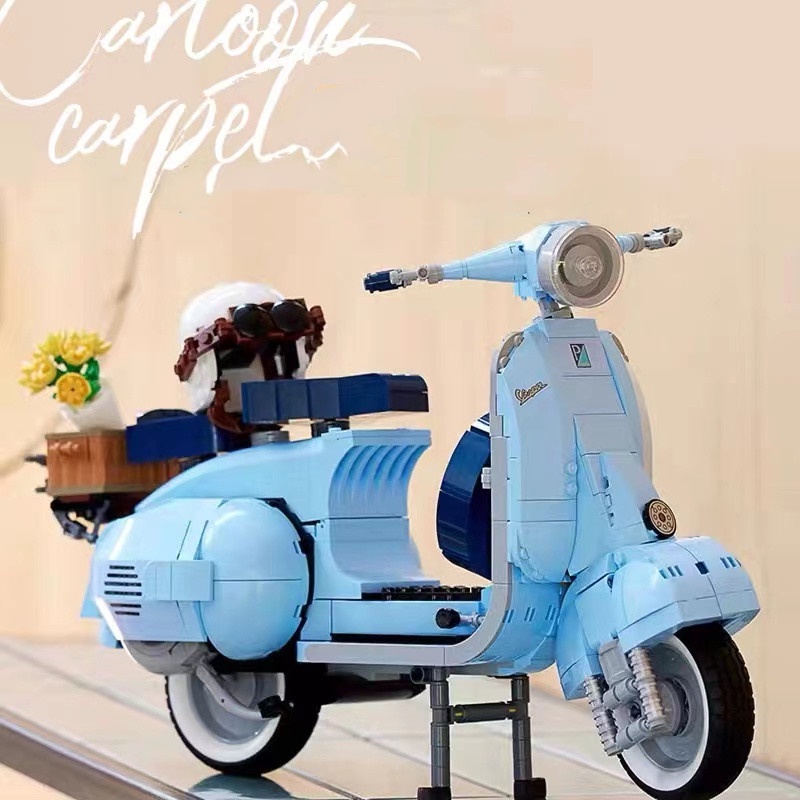 Đồ Chơi Lắp Ráp Mô Hình 3D Xe Vespa 125cc Cổ Điển 65566 (1106 mảnh ghép)
