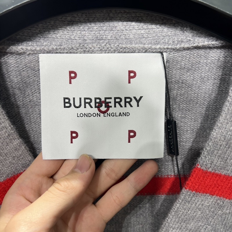 Áo Khoác Cardigan BBR Bur*berry Striple SS22 cao cấp, Áo len dệt kim BBR kẻ sọc màu xám cho các cặp đôi
