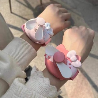 Quạt Mini Đeo Tay Hình Hello Kitty   Sạc USB Hottrend Xu Hướng Dạng Đồng Hồ Có Cổng Sạc  Cho Trẻ Em Cute