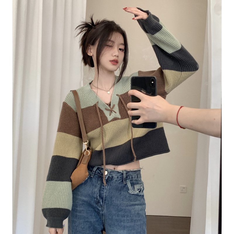 Áo Len Tay Dài Cổ Chữ V Form Rộng Họa Tiết Kẻ Sọc Màu Tương Phản Thời Trang