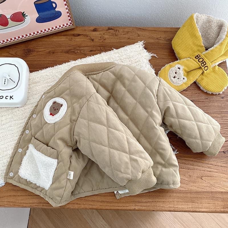Áo khoác chần bông hoạ tiết gấu mặc được 2 mặt 🐻