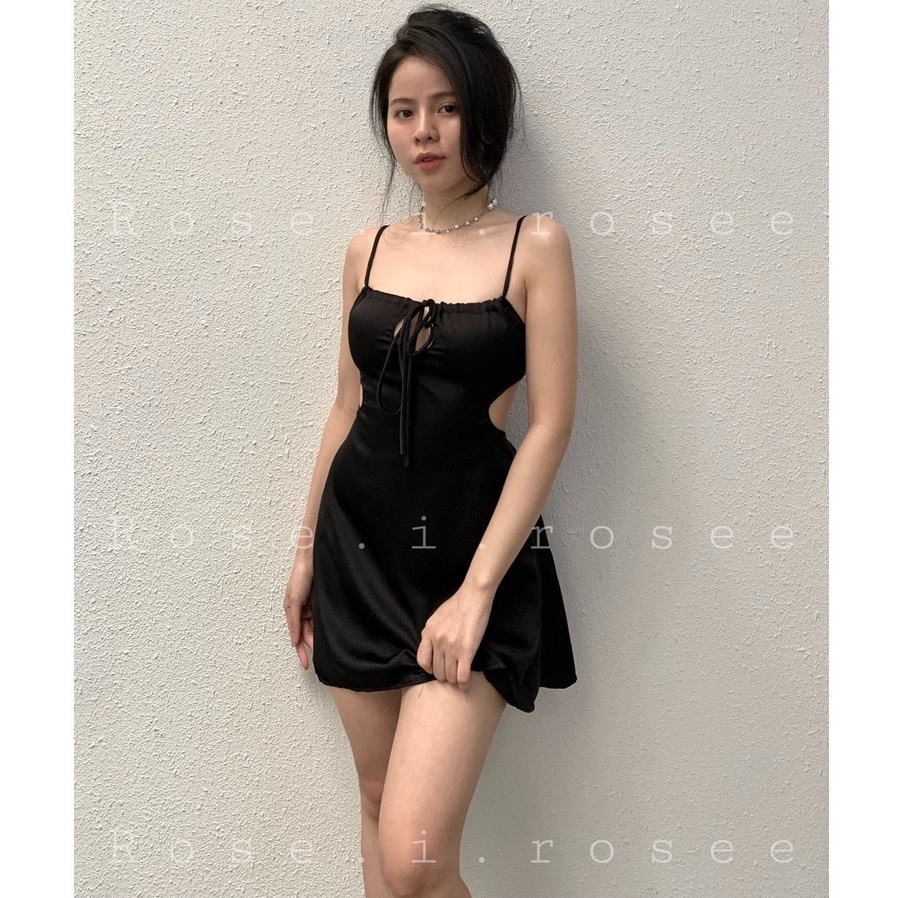 Đầm đen chun lưng xinh xắn