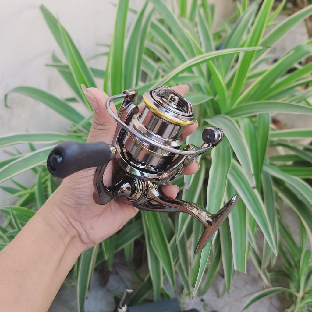 Máy Câu Cá máy câu lure kim loại cối nông siêu êm DEUKIO ES2000S-ES3000S