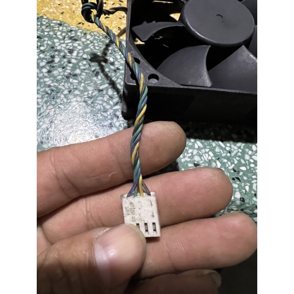 Quạt 8x8x2.5cm 12v 0.70a