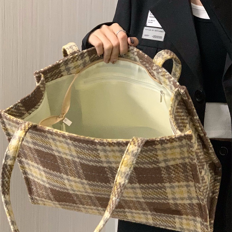Túi Xách Đeo Vai Vải Len Sức Chứa Lớn Họa Tiết Sọc Caro Phong Cách retro Chất Lượng Cao Cho Nữ