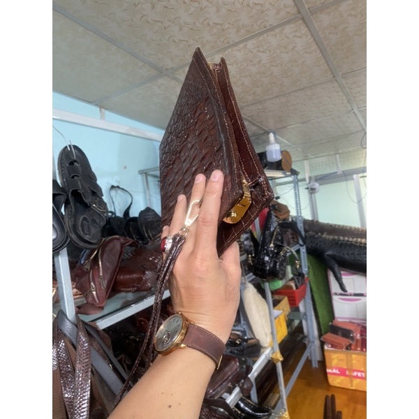 Túi đứng cầm tay, túi cặp da cá sấu