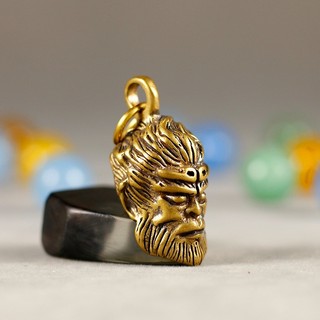EDC simple Móc khoá phong thuỷ Tề Thiên 
Đại Thánh thiết kế đồng thau độc lạ .