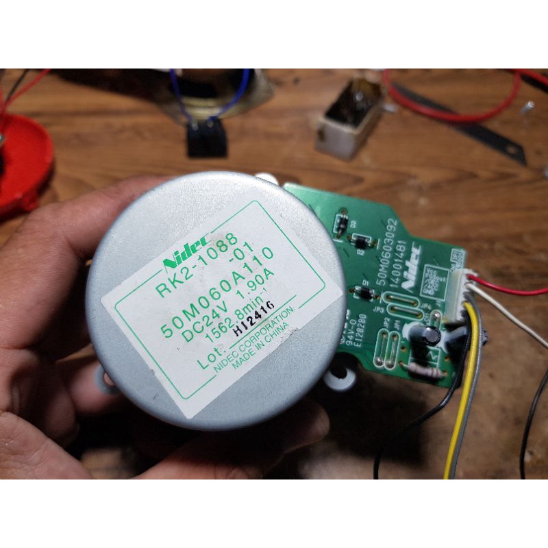 motor canon 3300- cốt 8mm, chạy 12vdc