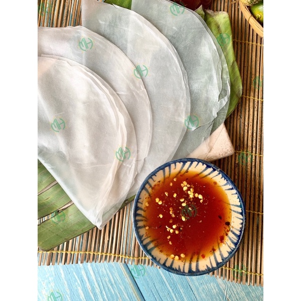 Combo bánh tráng tròn chấm sốt tắc chua cay Mạnh Hùng