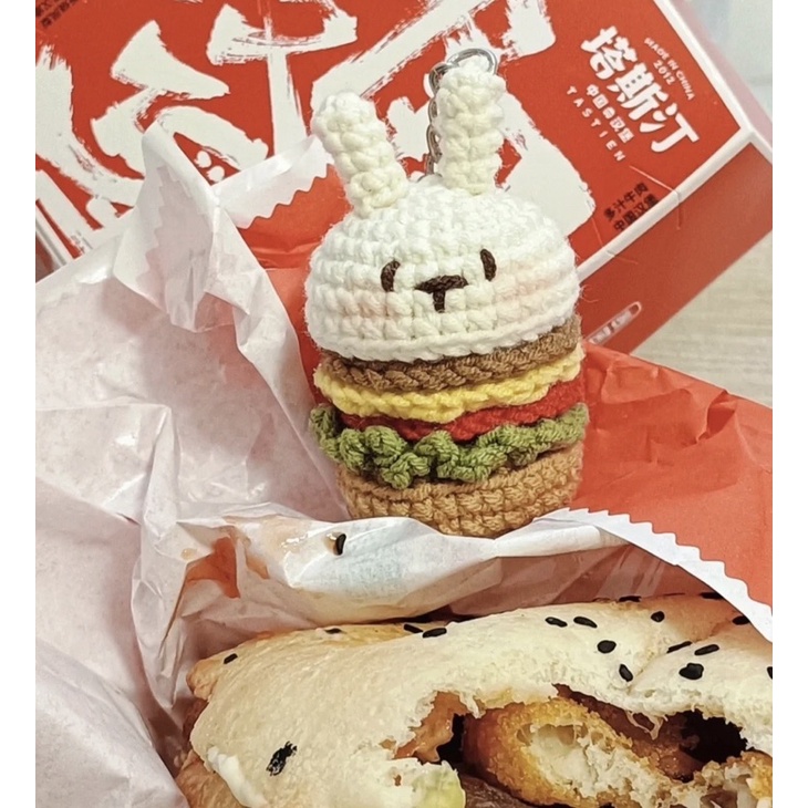 Móc khoá hamburger len handmade