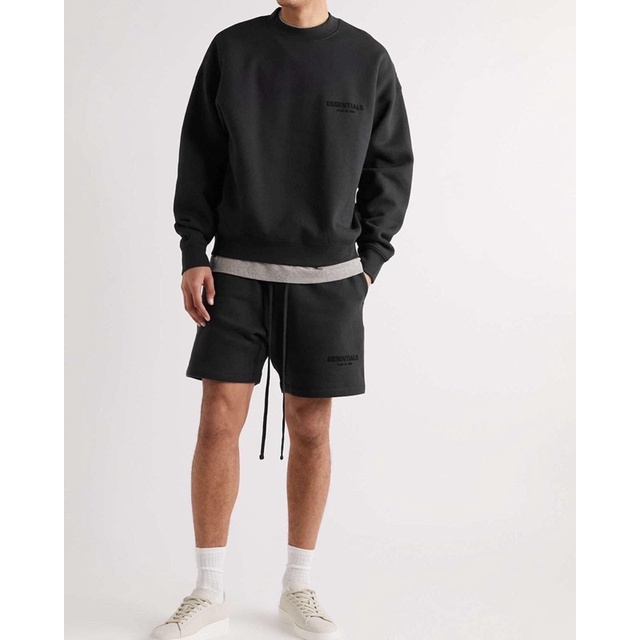 Áo Sweater Essentials 2022 - Chữ in nhung