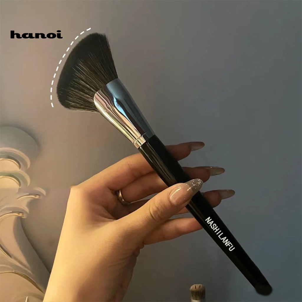 1 Cọ Điêu Khắc Tạo Khối Bắt Sáng Da Mặt Chất Liệu Sợi Tổng Hợp Mềm Mại Chuyên Nghiệp Cho Nữ