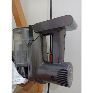 máy hút bụi dyson