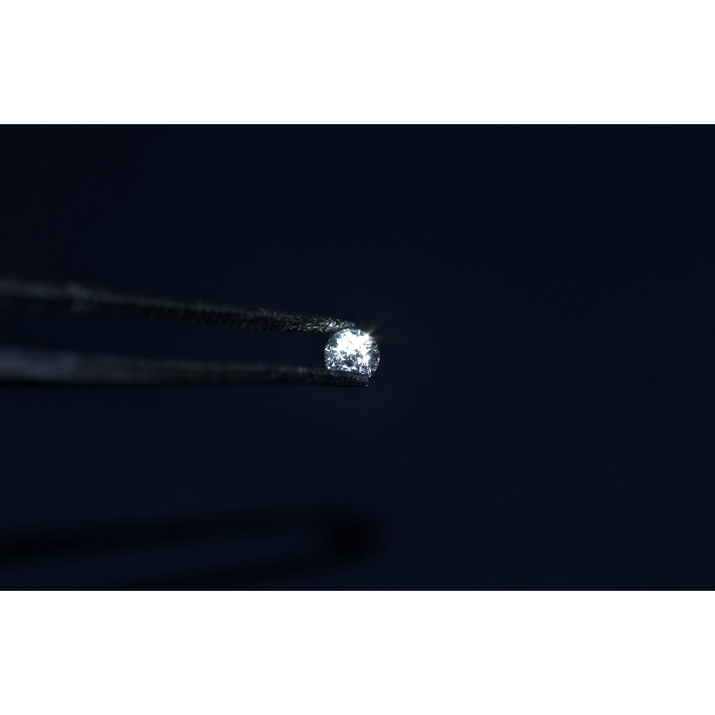 Đá đính răng MOISSANITE cao cấp