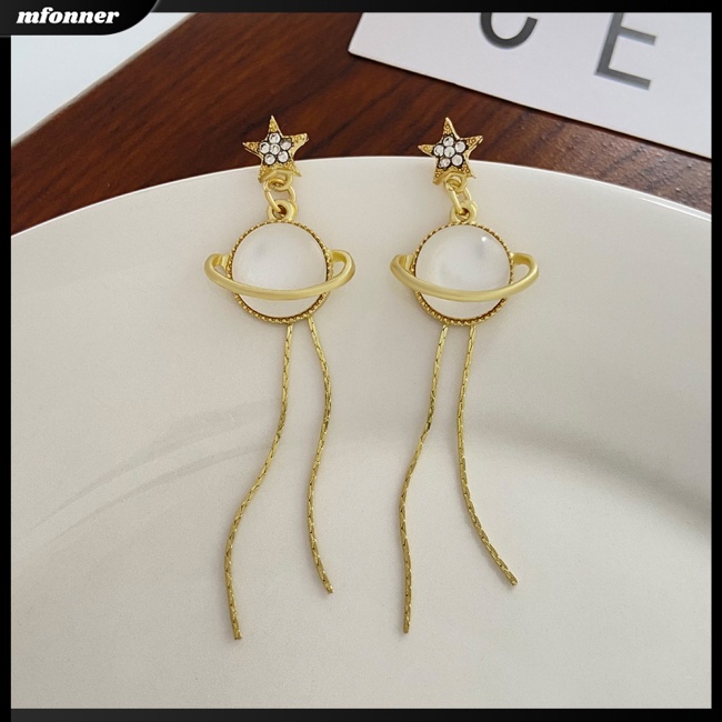 Bông Tai Dáng Dài Hình Hành Tinh Đính Đá Phối Tua Rua Thời Trang