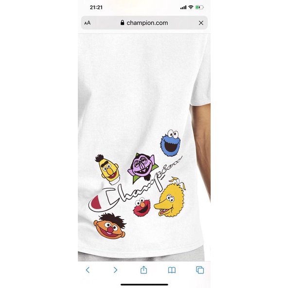 Áo thun cổ tròn in hoạt hình