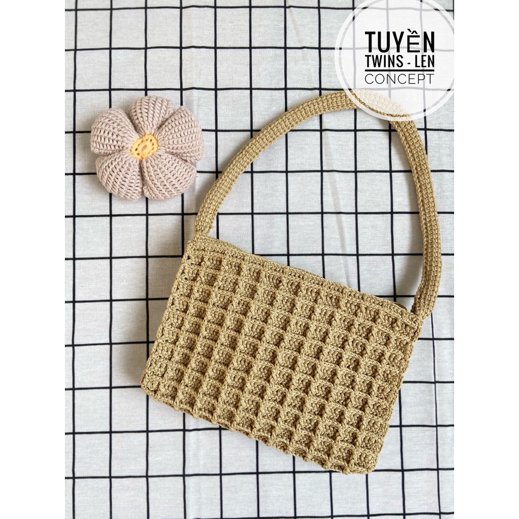 Handmade - túi caro form cứng cáp - họa tiết ô vuông siêu xinh