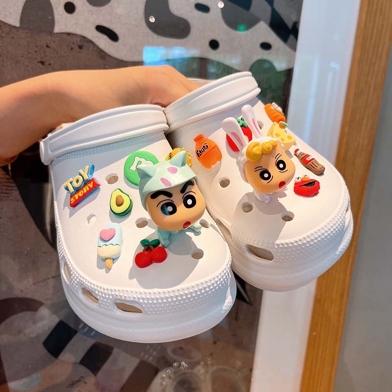 （STICKER 3D shoe charms) GẮN DÉP sandal cross DÉP SỤC, DÉP CÁ SẤU-AA80-Bộ Miếng Dán Hình Đôi Giày 3D Dễ Thương Dành Cho Bé