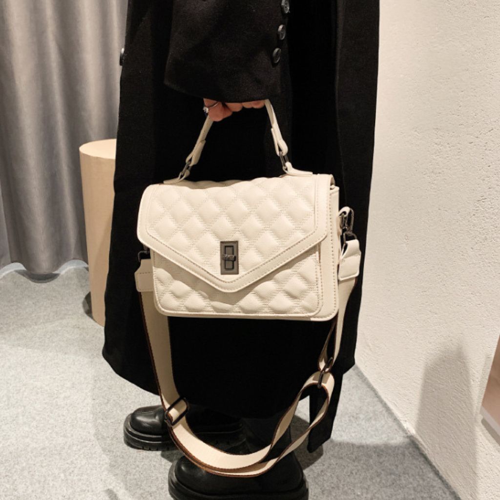 Túi xách nữ đeo chéo, túi xách công sở ô trám khóa cài size 24 - TXN038