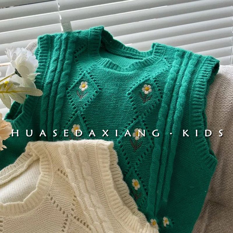 Áo Sweater Sát Nách Thêu Họa Tiết Dễ Thương Phong Cách Nhật Hàn Thời Trang Thu Đông 2022 Cho Bé Gái