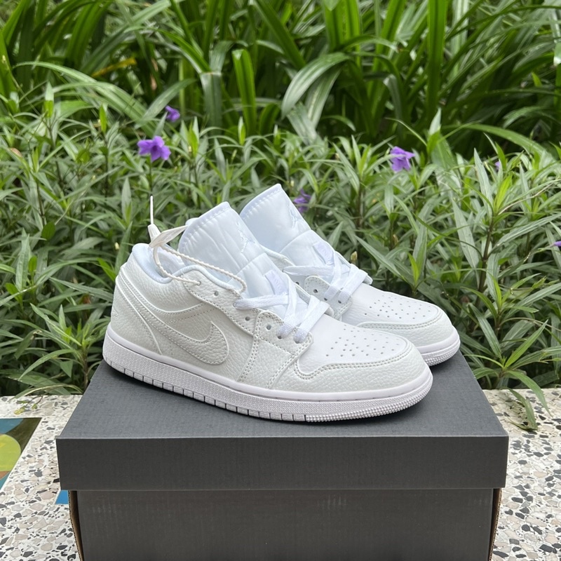 Giày thể thao_Nike Jordann 1low trắng full giày nam nữ cổ thấp phong cách đơn giản dễ phối đồ