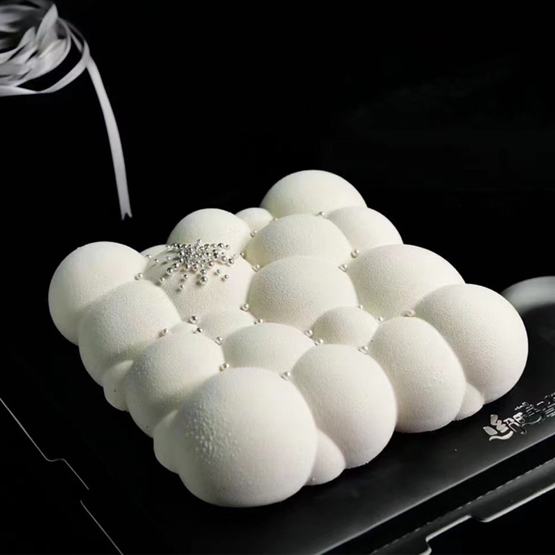 Khuôn Silicone 32 Ngăn Làm Bánh Hình Đám Mây / Trái Tim / Đám Mây