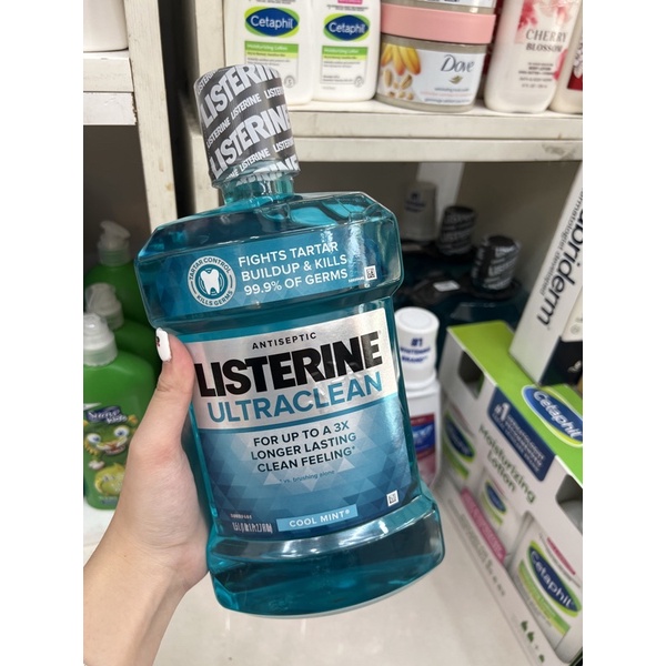 Nước Súc Miệng Listerine Ultraclean Antiseptic Cool Mint 1,5 lít