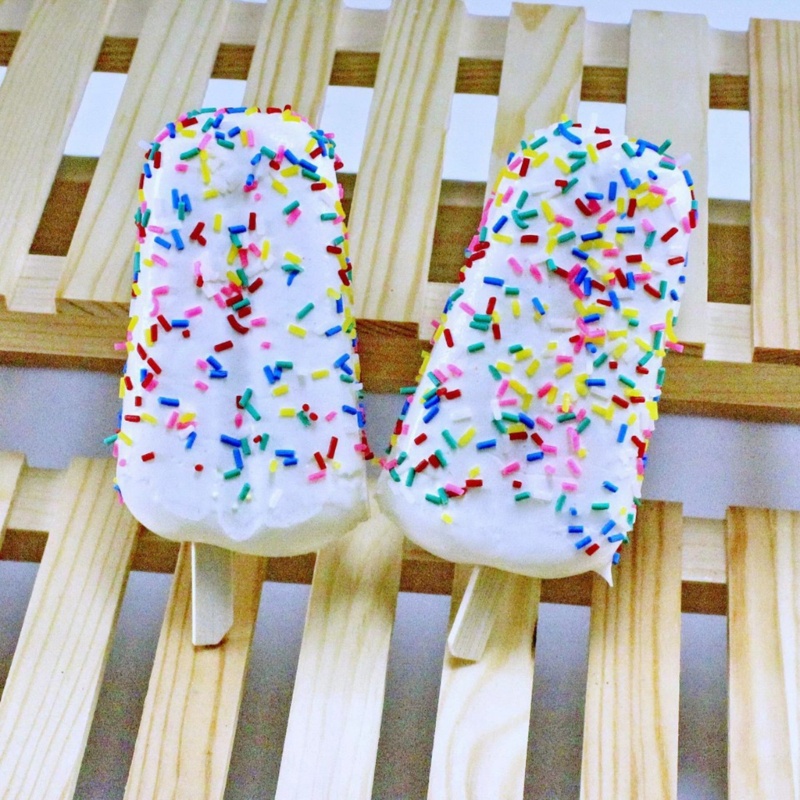 Mô Hình Que Kem Nhân Tạo Nhiều Màu Sắc Trang Trí Cửa Hàng