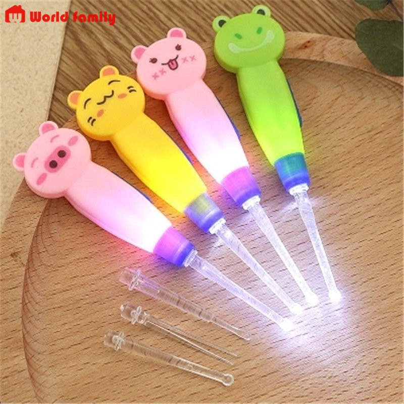 Cây lấy ráy tai cho bé an toàn, đồ lấy ráy tai nhựa trong suốt có đèn sáng hình hoạt hình dễ thương