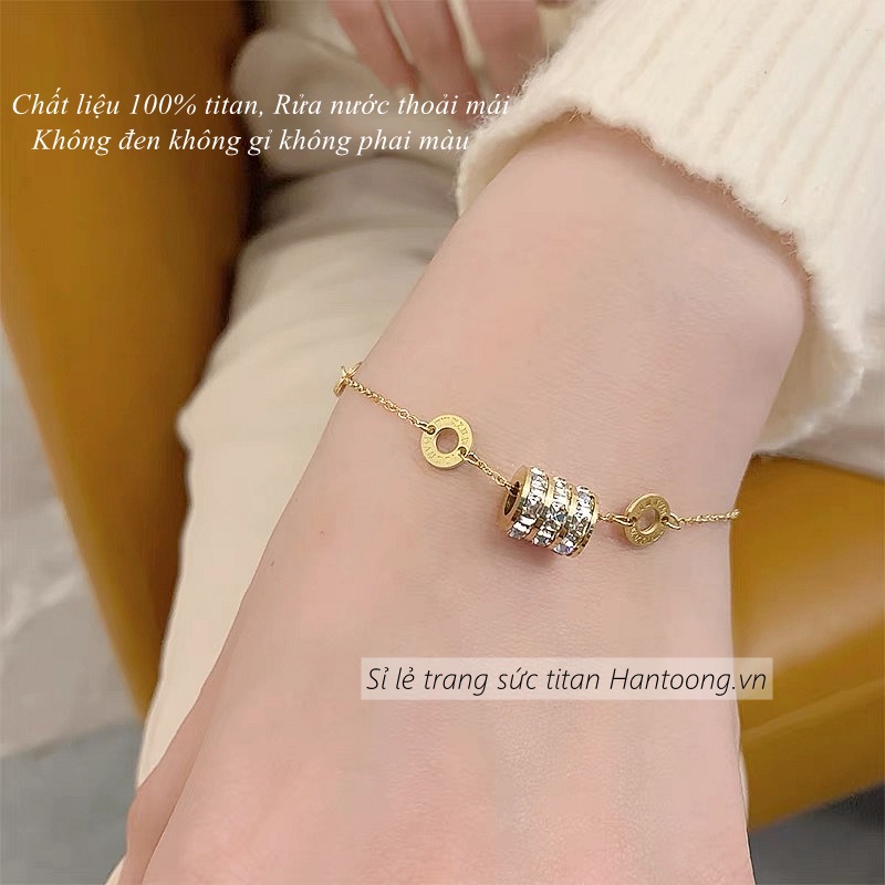 Vòng tay nữ chất liệu titan không gỉ đính đá pha lê cao cấp thời trang