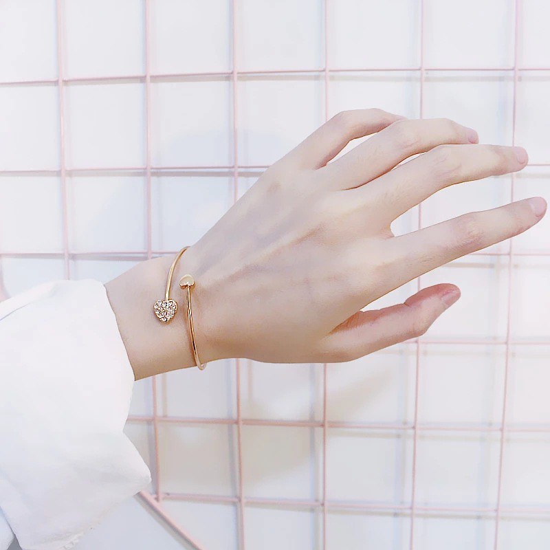 Vòng tay thời trang nữ E027 trái tim đính đá tuyệt đẹp Fashion.best