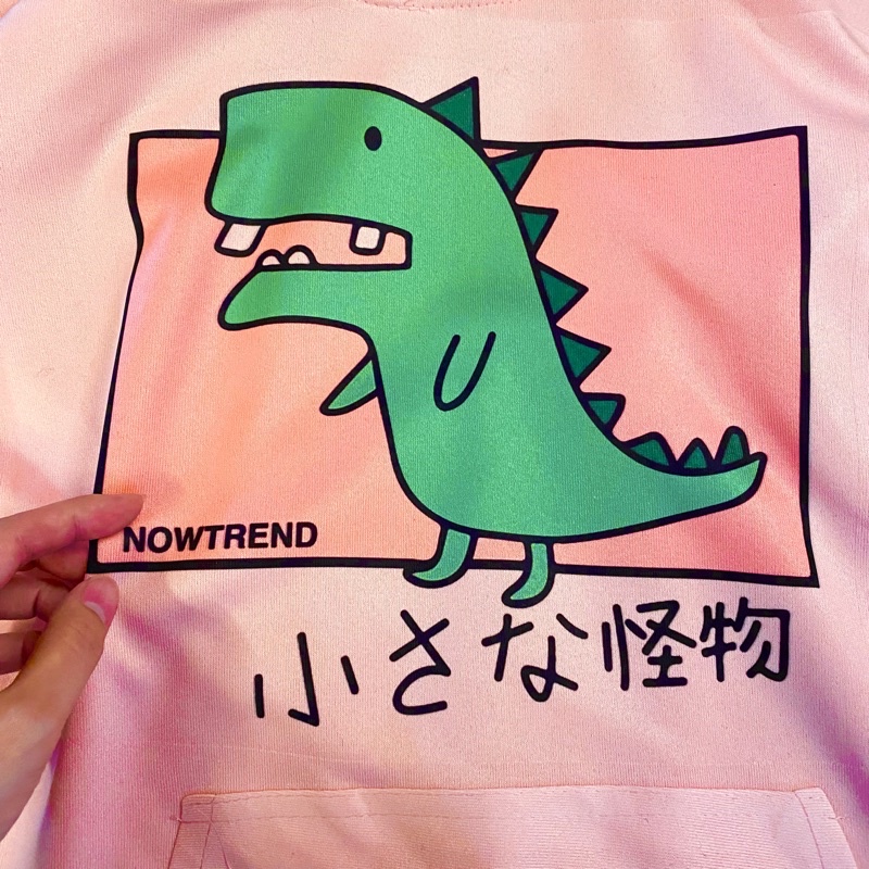 áo dài tay có nón màu hồng hình khủng long Đ5