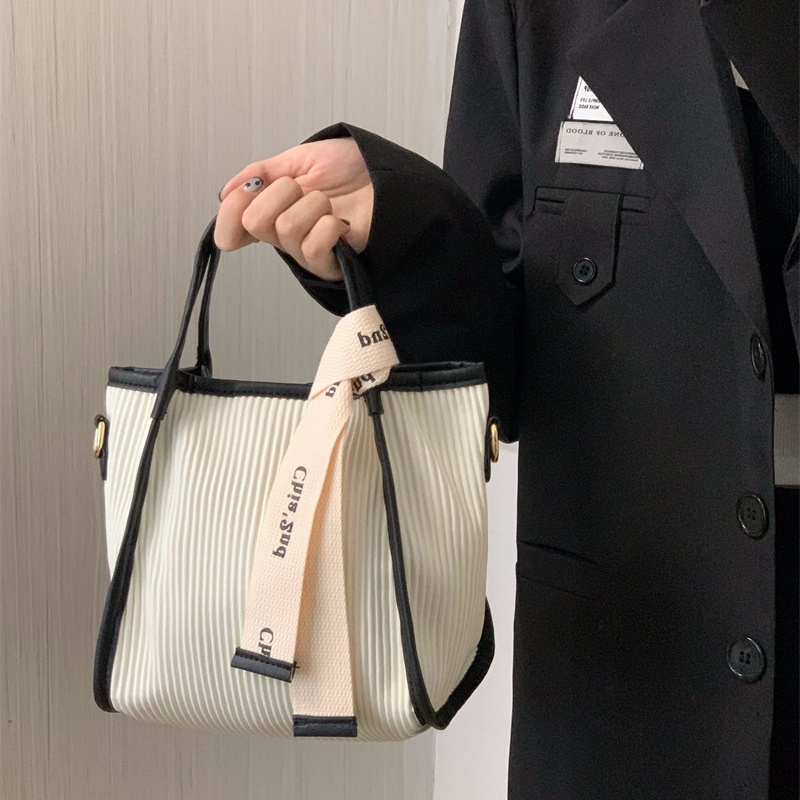 Túi Xách Thời Trang Cao Cấp Sang Trọng Cho Nữ