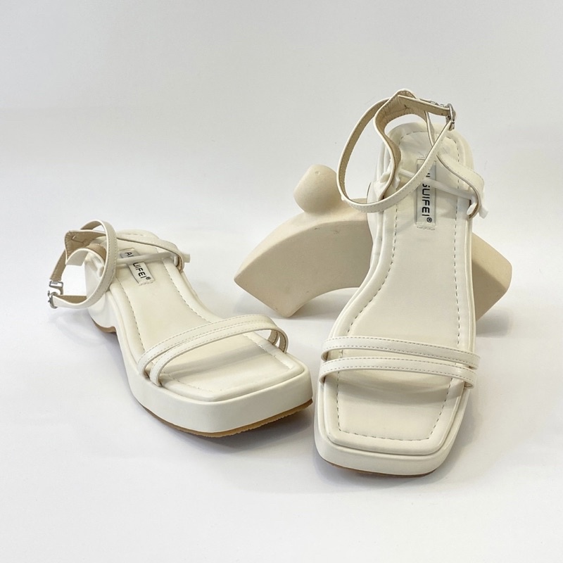 Giày Chunky Heels Size 37