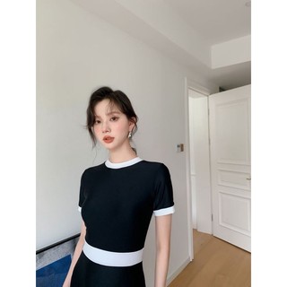 Bikini 1 mảnh đen eo trắng khoá kéo lưng