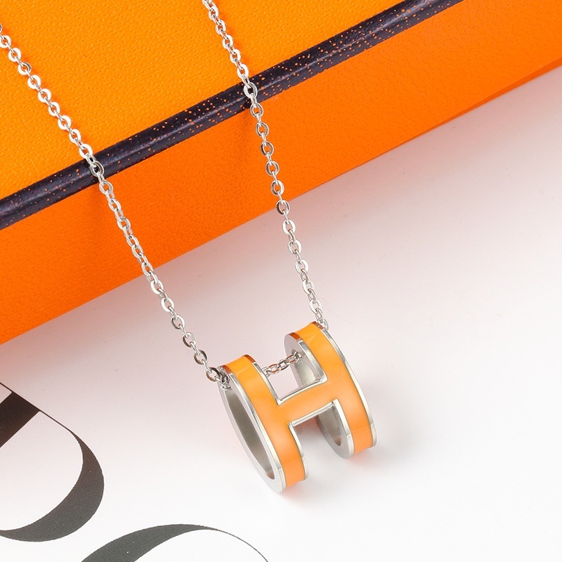 Dây Chuyền Thép Titan Mạ Vàng 18K Chống Thấm Nước Không Phai Màu Chất Lượng Cao H1A2