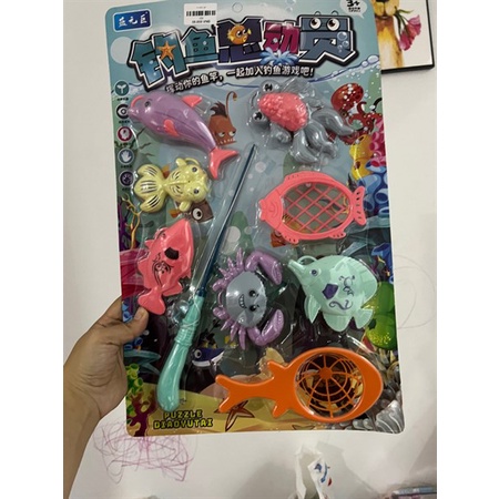 Vỉ đồ chơi câu cá kèm cua màu pastel 165