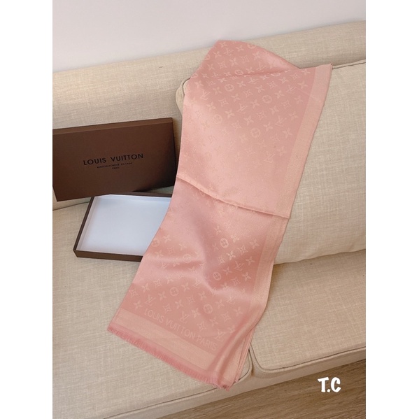 Khăn gấm nhũ L v fullbox túi giấy