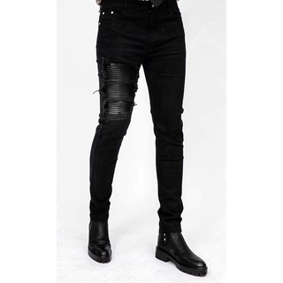 Mẫu biker 10 đáp da đùi phải