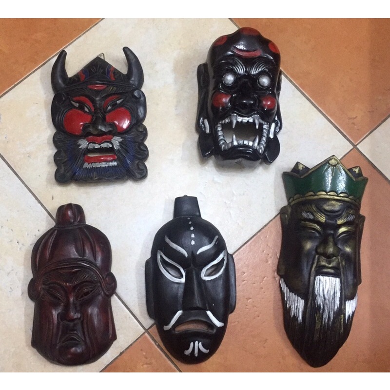 Mặt nạ gỗ trang trí treo tường hình La Hán