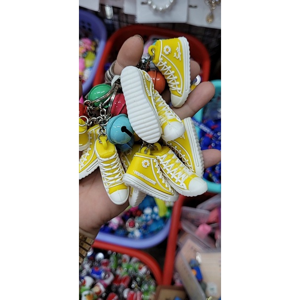 Móc khoá xe máy - Móc khóa cute - Móc Khóa Mặt Hình Giày Sneaker Ba Chiều Bằng Silicone