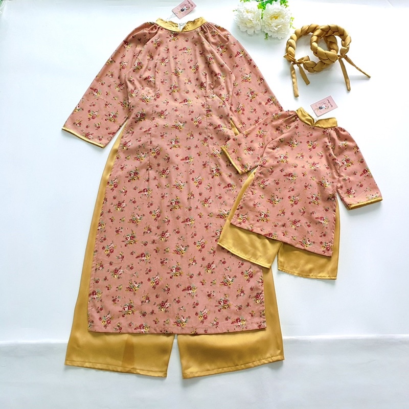 Áo dài nhung tăm hoa nhí hồng mẹ và bé 4-64kg