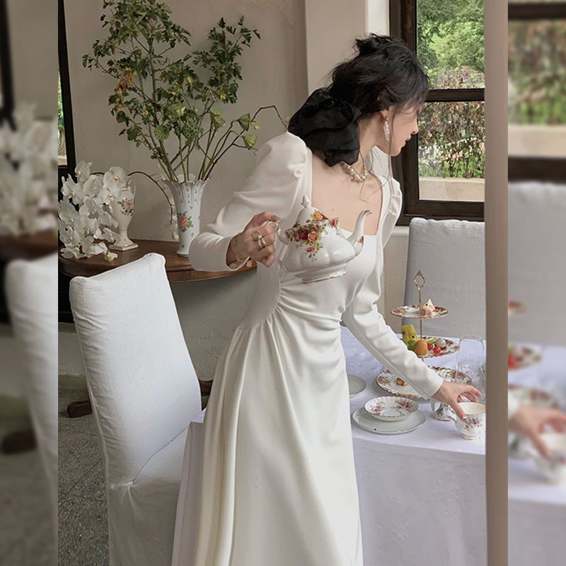 Đầm Midi Tay Dài Cổ Vuông Màu Trắng Thời Trang Mùa Thu 2023 Dành Cho Bạn Nữ