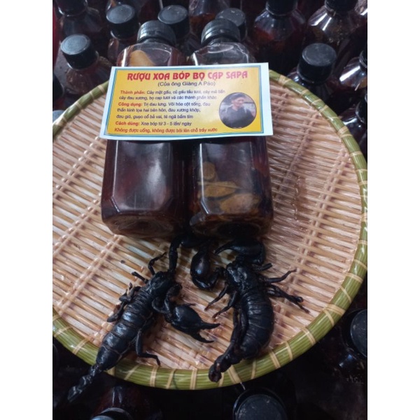 1 chai xoa bóp bọ cạp Sapa