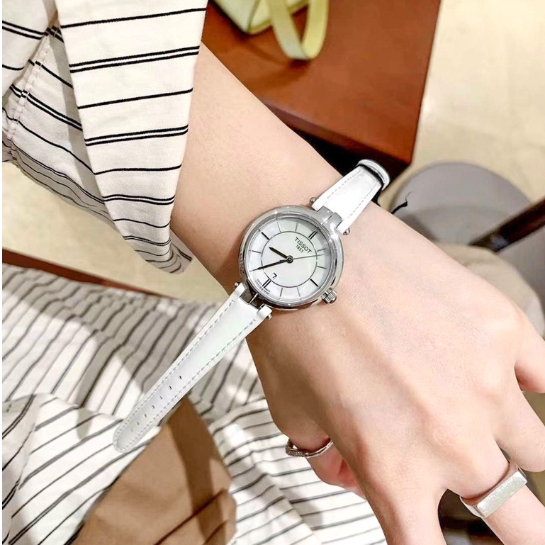 Đồng hồ nữ Tissot dây da bóng dành cho nữ,size 26mm, có ngày,viền thép, sang trọng bảo hành 3 tháng