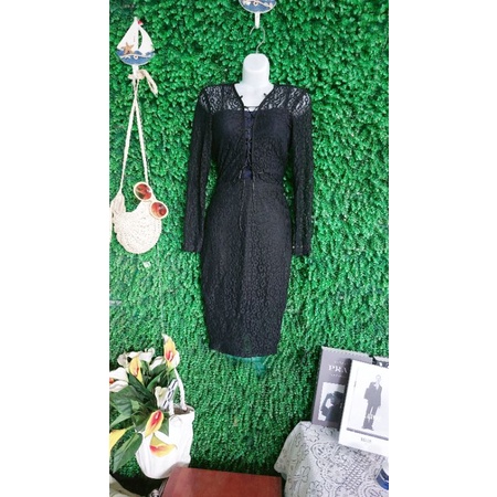 Thanh lý đầm ren đen body size S
