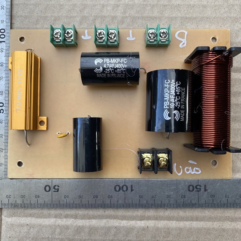 Phân tần loa bmb 450