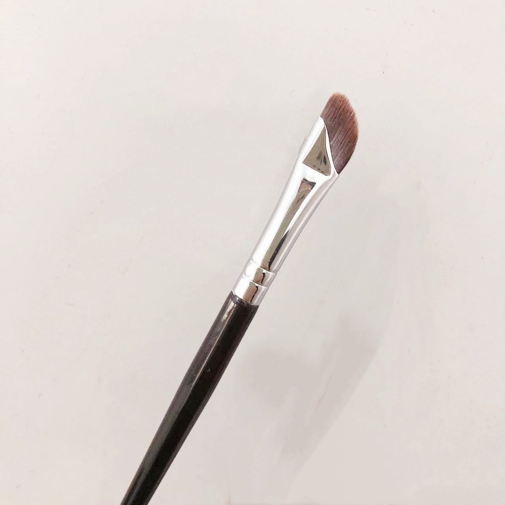 Cọ Trang Điểm Kẻ Mắt Chuyên Nghiệp